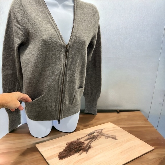 J. Crew Full Zip Gray Cardigan Medium Wool Blend Color: Tan/Gray Size: M - Picture 4 of 13